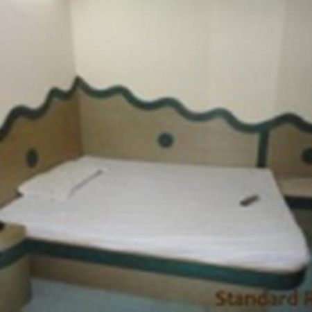 Hotel Hans International Neu-Delhi Exterior foto